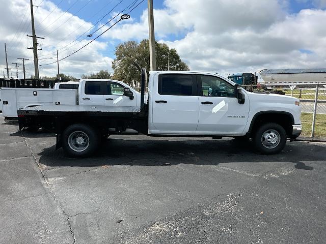 2024 Chevrolet Silverado 3500 Crew Cab 4WD, Flatbed Truck3