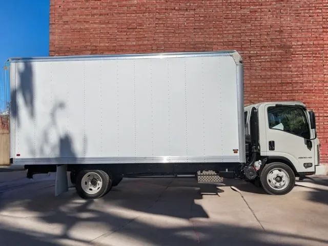 2024 Chevrolet LCF 4500HG Box Truck side