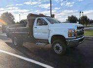 2024 Chevrolet Silverado 5500 side2
