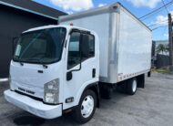 2017-isuzu-box-truck-liftgate
