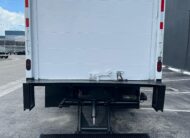 2017-isuzu-box-truck-liftgate-back
