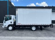 2017-isuzu-box-truck-liftgate-side3