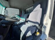2017-isuzu-garbage-remove-truck-interior