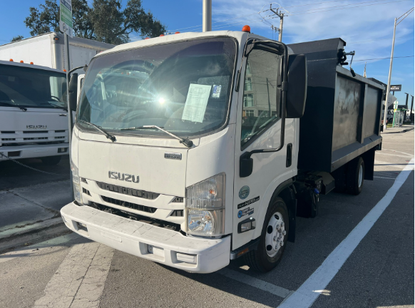 2019-isuzu-npr-hd-dump-truck