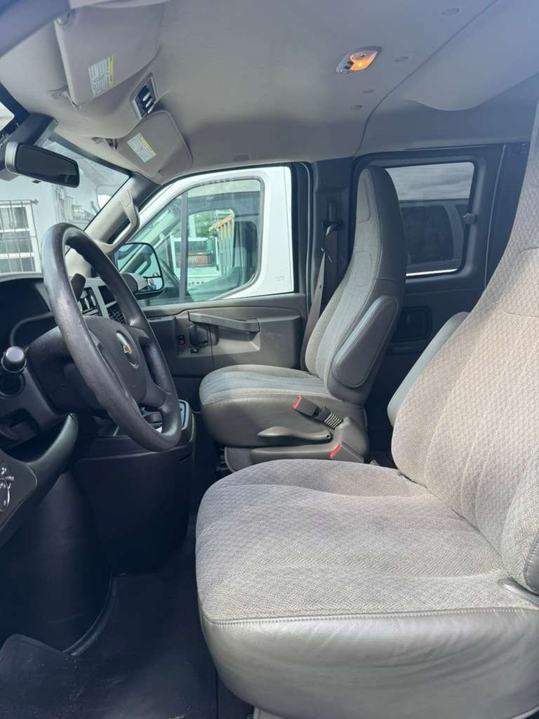 2019-chevrolet-express-3500-passenger-van-66k-miles-interior2